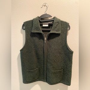 Fashion Bug 100% Wool Utility Army Green Pocketed Vest w/ Zipper and Collar